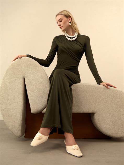 Платье макси из драпированного трикотажа :: LICHI - Online fashion store