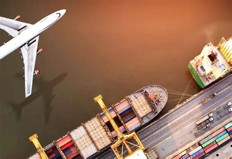 How Express Solutions Revolutionize the Shipping Industry ...