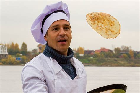 Александр Ратников — биография, фильмография, фотографии актёра