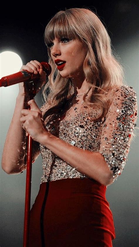 Taylor Swift S Most Iconic Outfits From Her Original - vrogue.co