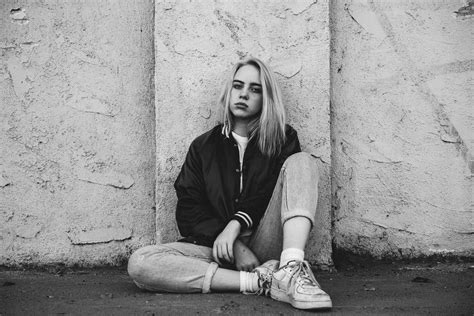Billie Eilish Wallpapers - Wallpaper Cave