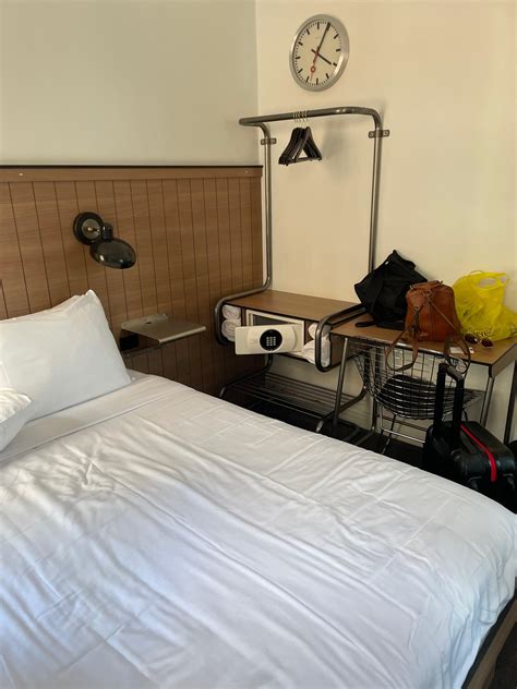 Pod 51 nueva york offers a unique and affordable stay 18