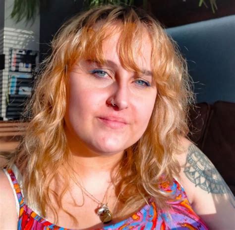 Felicia (25) heeft chronische pijn en deed toch mee aan introweek ...