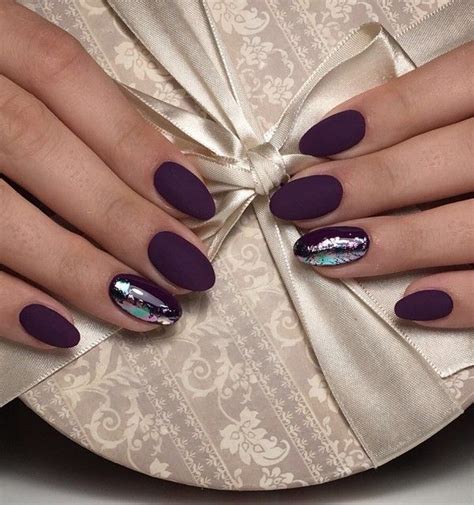 Темный маникюр 2024-2025 – 15 трендов, модные дизайны | Matte nails ...