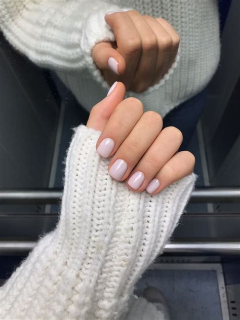 Pin by Alex Collins on Manikur ️ | Neutral nails, Short acrylic nails ...