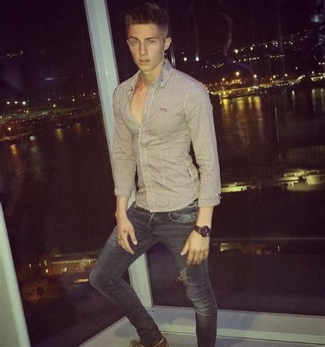 🍑 UR FAVORITE PEACH 🍑 (@passpuppy) / Twitter