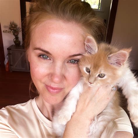 Are Maine Coon Cats Hypoallergenic?