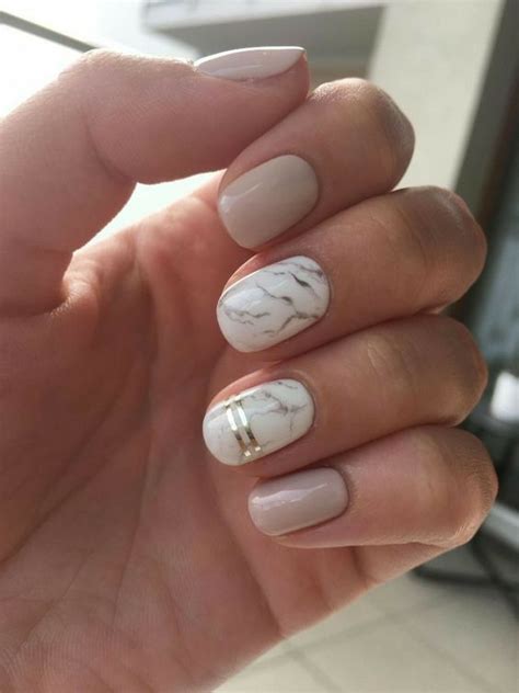 Pin van Lina Li op ногти | Nagels, Korte nagels versiering ...