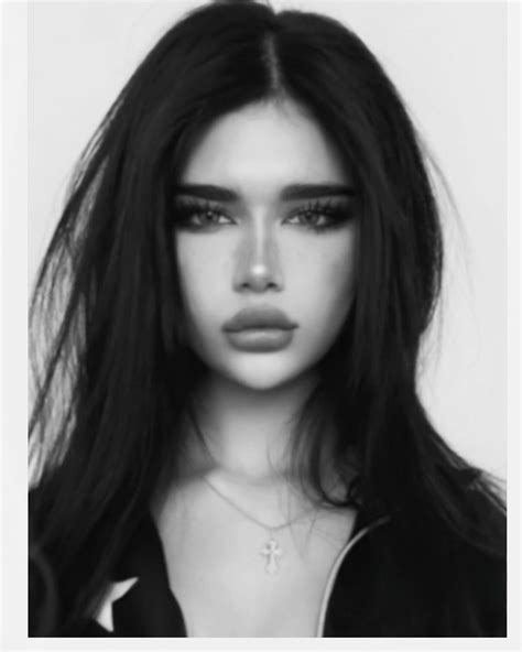 ♱⃓🪽𝑻𝒊𝒎𝒂 (@angelltima) • Instagram photos and videos