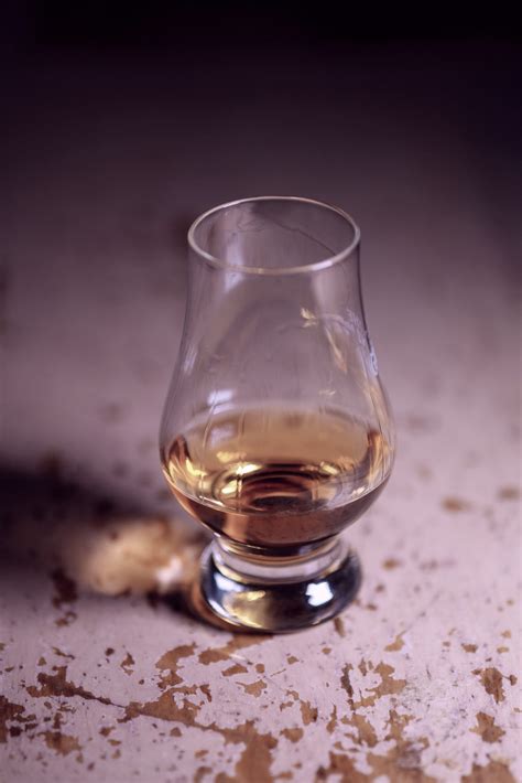 How a Glencairn Whiskey Glass Makes a Difference - Whiskey Collective