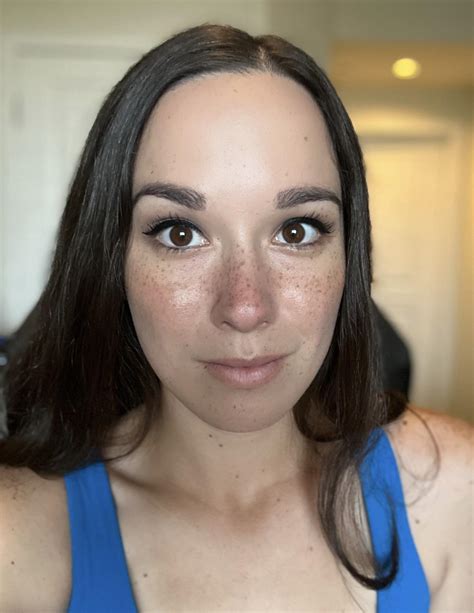 I have a little bit of a tan now just in time for summer. : r/OnlyFaces
