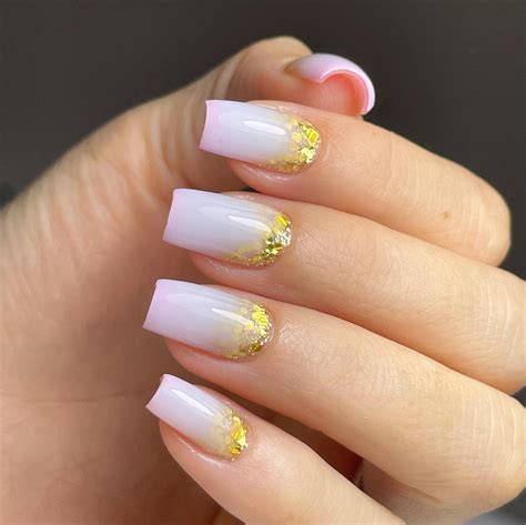 Unhas Com Folha De Ouro