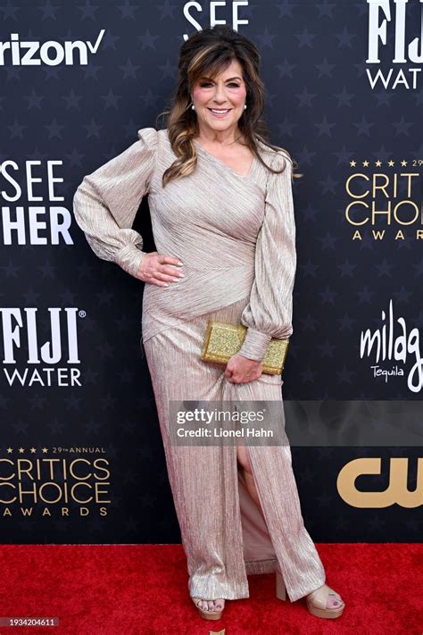 Caroline Aaron's feet