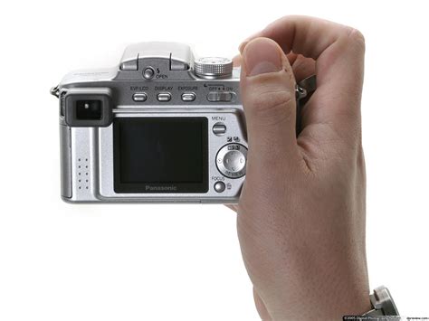 Panasonic Lumix DMC-FZ5 Review: Digital Photography Review