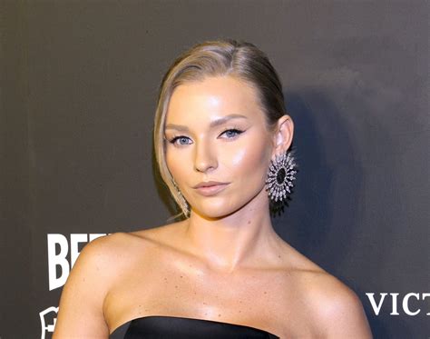 Irina Baeva regresa con su familia a Rusia