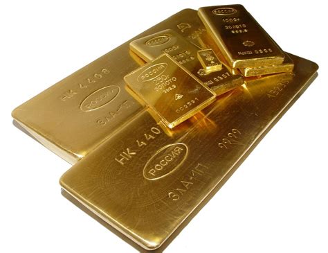 Russia Props Up Central Bank with Gold Purchases as Oil Prices Tumble ...