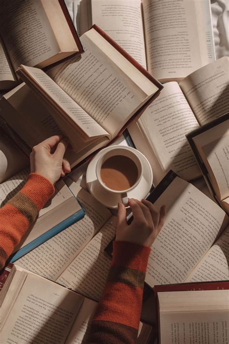 Brown Book Aesthetic Wallpapers - Wallpaper Cave