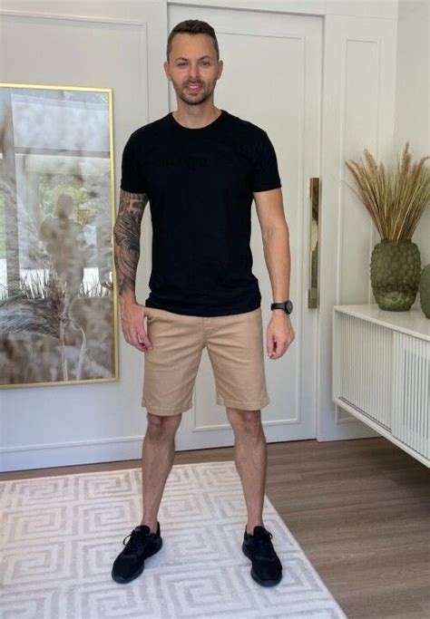 Look Masculino Com Bermuda Bege - Bermuda Masculina Jeans Maicon - Cosh Jeans - Bege Escuro | Look ...