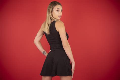 Fresh Faces: Gabbie Carter | AVN