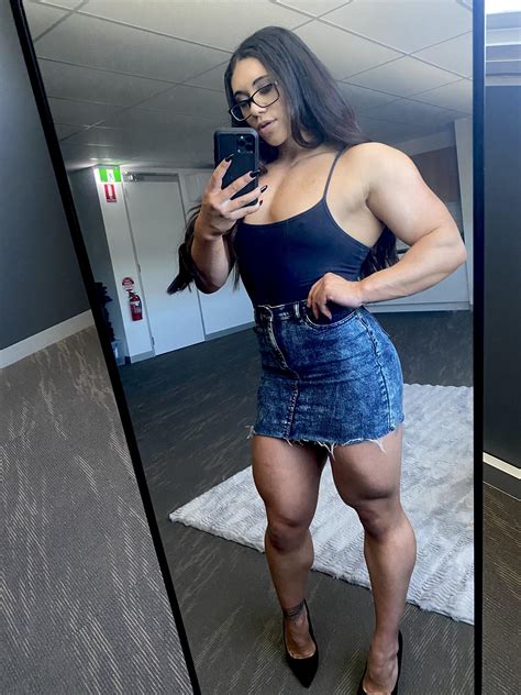 Ariel Rose : r/musclegirlsflexing