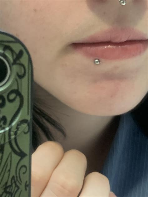 Lip piercing problem : r/piercing