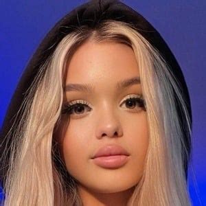 Katryn Depp - Age, Family, Bio | Famous Birthdays