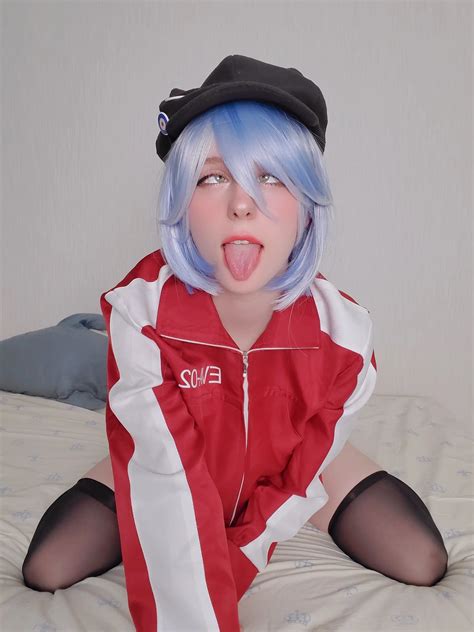 Ahegao | Scrolller