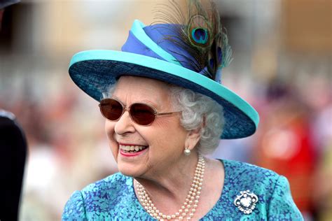 Alcione se derrete por ‘Betinha’, a Rainha da Inglaterra | VEJA