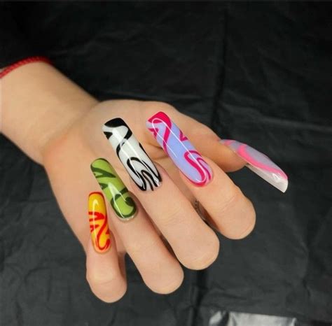 mmm_nails | Дизайнерские ногти, Длинные акриловые ногти, Длинные ...