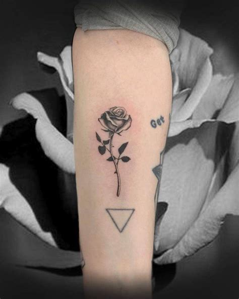 51 Amazing Simple Rose Tattoo Ideas [2024 Inspiration Guide]