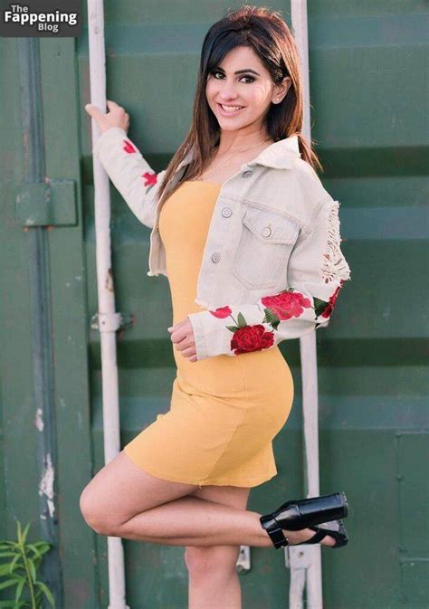 Meetii Kalher  meetiikalher Nude, OnlyFans Leaks, The Fappening ...