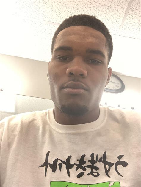 They told me that i look like a slower version of Radio : r/amiugly