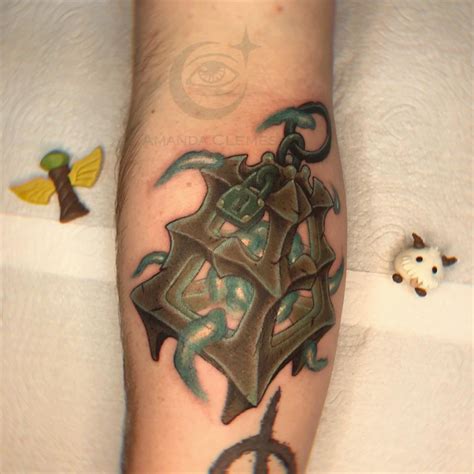 Thresh lantern tattoo by Amanda Clemes | Tatuagem colorida, Tatuagens ...
