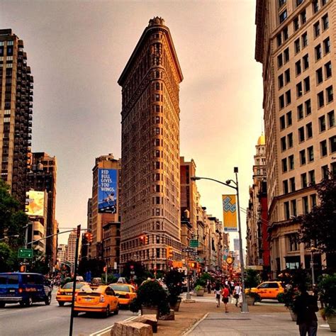 Flatiron District - Neighborhood