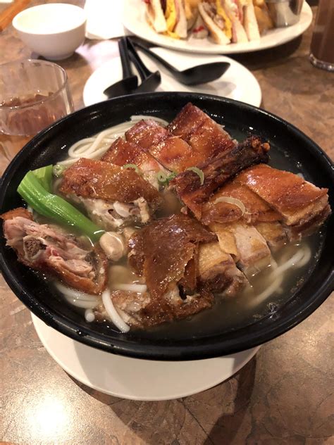 ate bbq duck lai fun rice noodle soup rfood