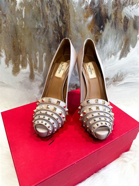 Valentino Nude Rockmance Nude Rockstud Mesh Peep Toe … - Gem