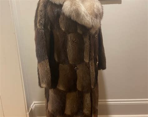 canadian muskrat fur coat premium fur pelt coat  gorgeous fox