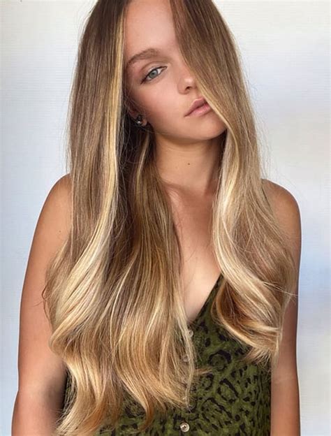 Shades of Blonde: The Trendiest Blonde Hair List of 2021 - ARSO Fashion ...
