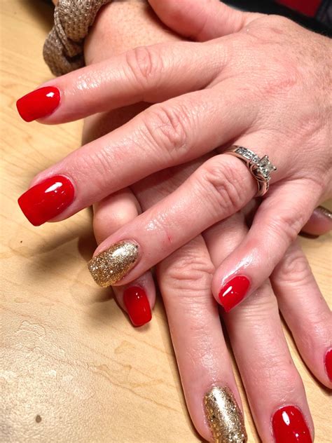CHIEFS ️💛 | Football nails, Football nail designs, Fashion nails