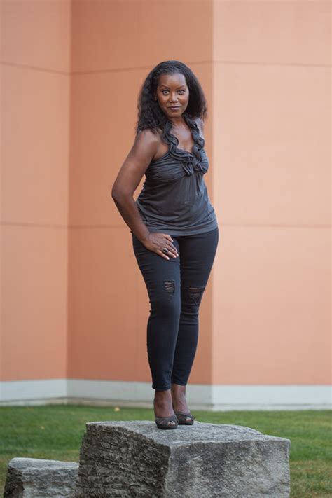 Doreen - Model Portfolio - GindhartPhoto