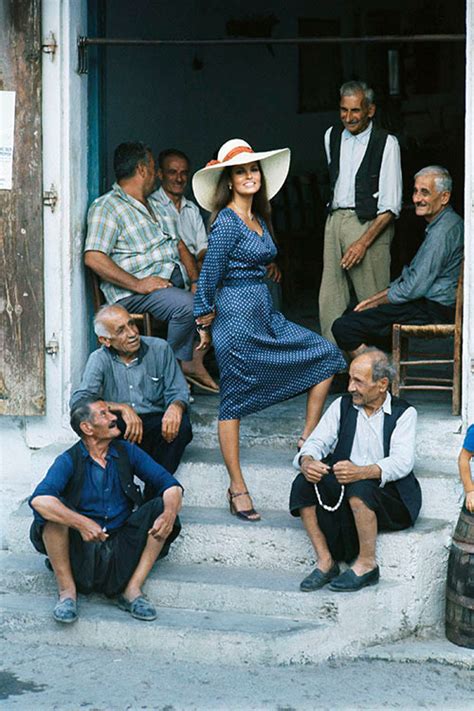 Raquel Welch on the set of the film “The Beloved”... - Eclectic Vibes