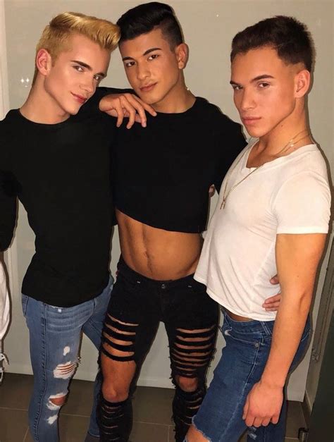 Pin on Boys in crop tops 2k17