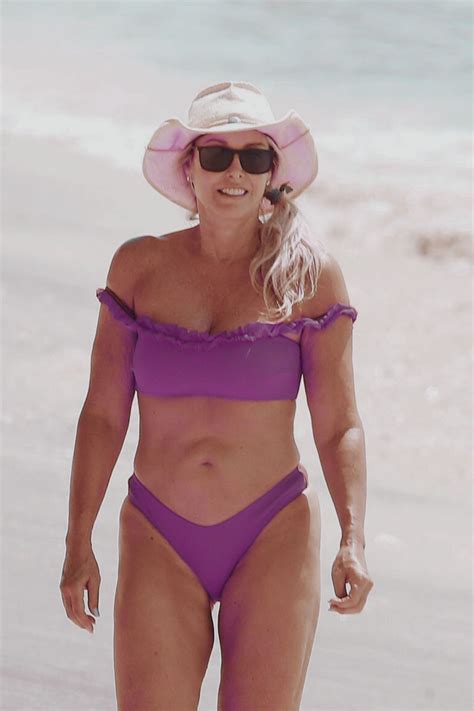 How Old Is Linda Holliday? The Businesswoman's Age & Career Highlights