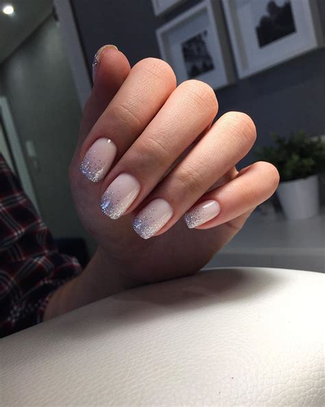 Pin di Valentina su nails