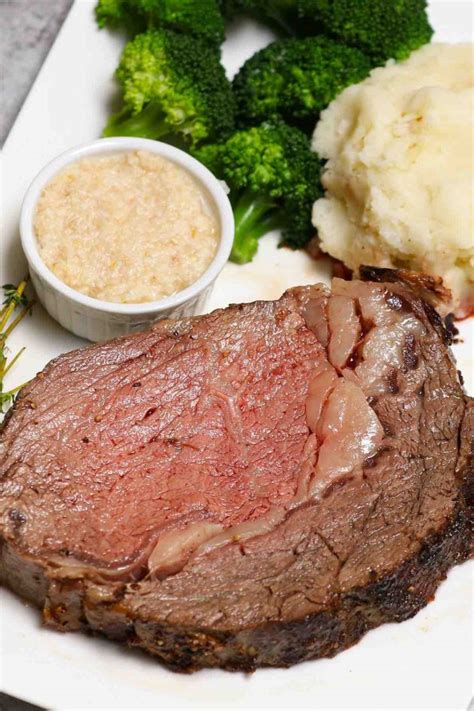 Prime Rib Temperature Guide - IzzyCooking