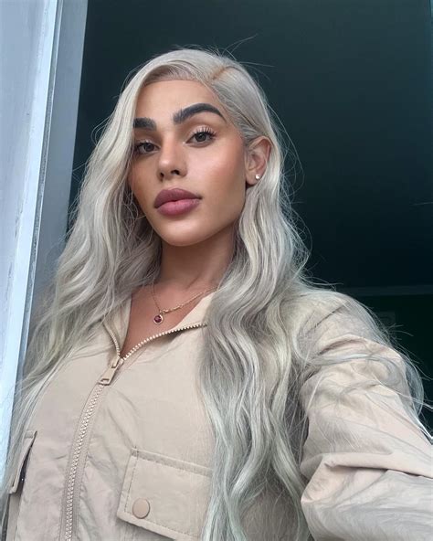 Yasmim Sampaio 🦋 (@yas_samp) • Instagram photos and videos