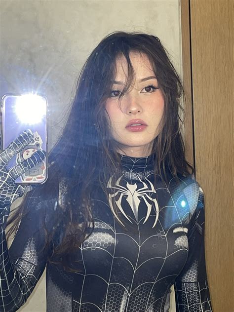 Jade-Anh : r/OfflinetvGirls