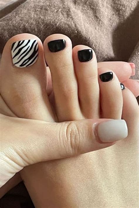 Las figuras de uñas para pies son esas que nos encantan porque ...