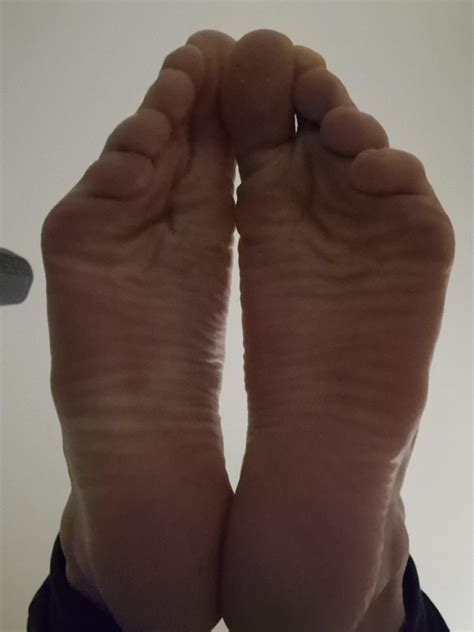 Sweaty Feets 👣👁👃👁👣