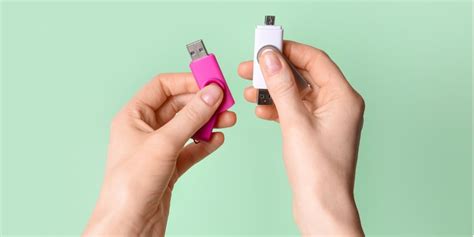 Як вибрати USB флешку ― 3 критерії та головні поради / NV